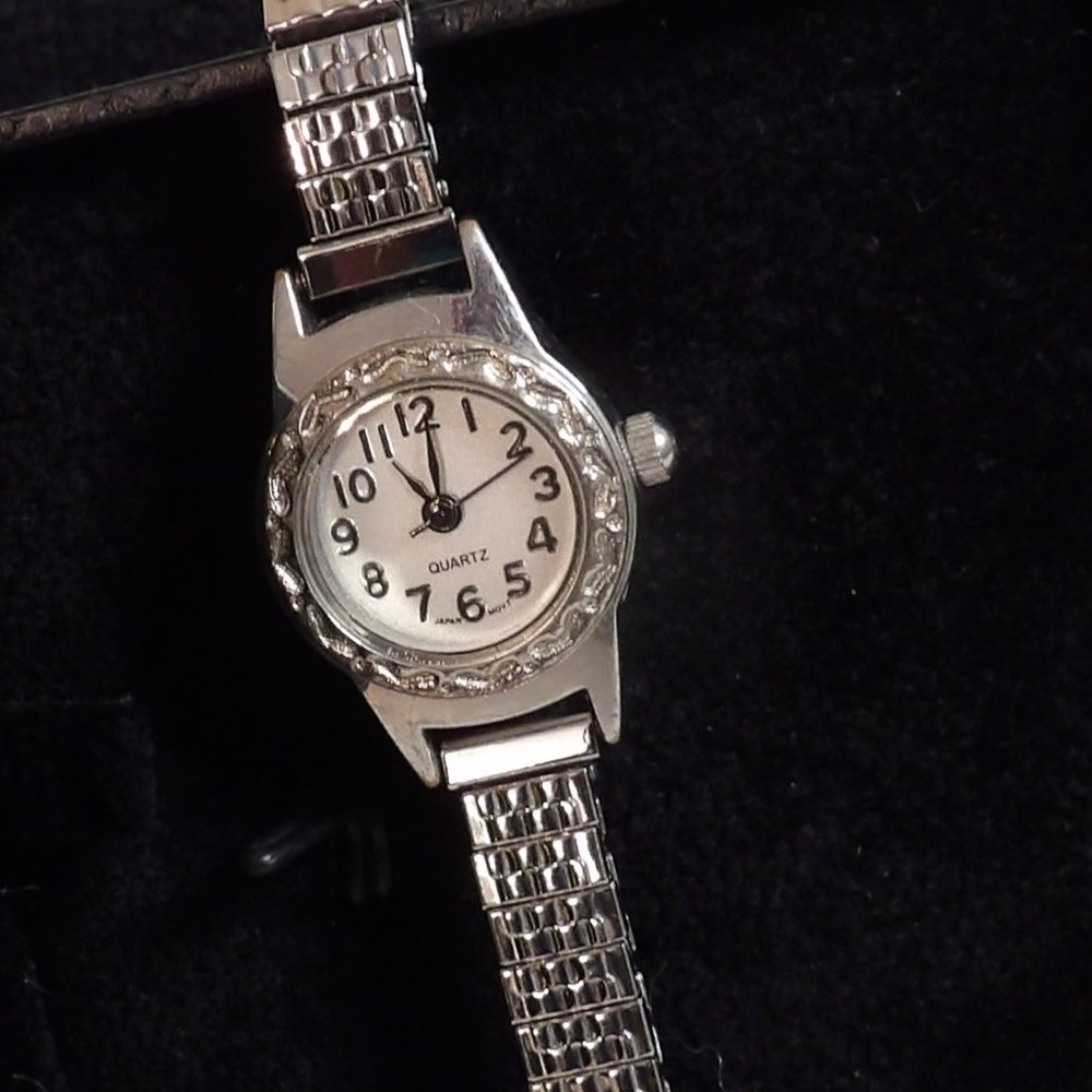 Ironwood Quartz Woman Watch